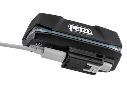 Petzl XENA® Stirnlampe - Wiederaufladbar & Robust | 1400 Lumen